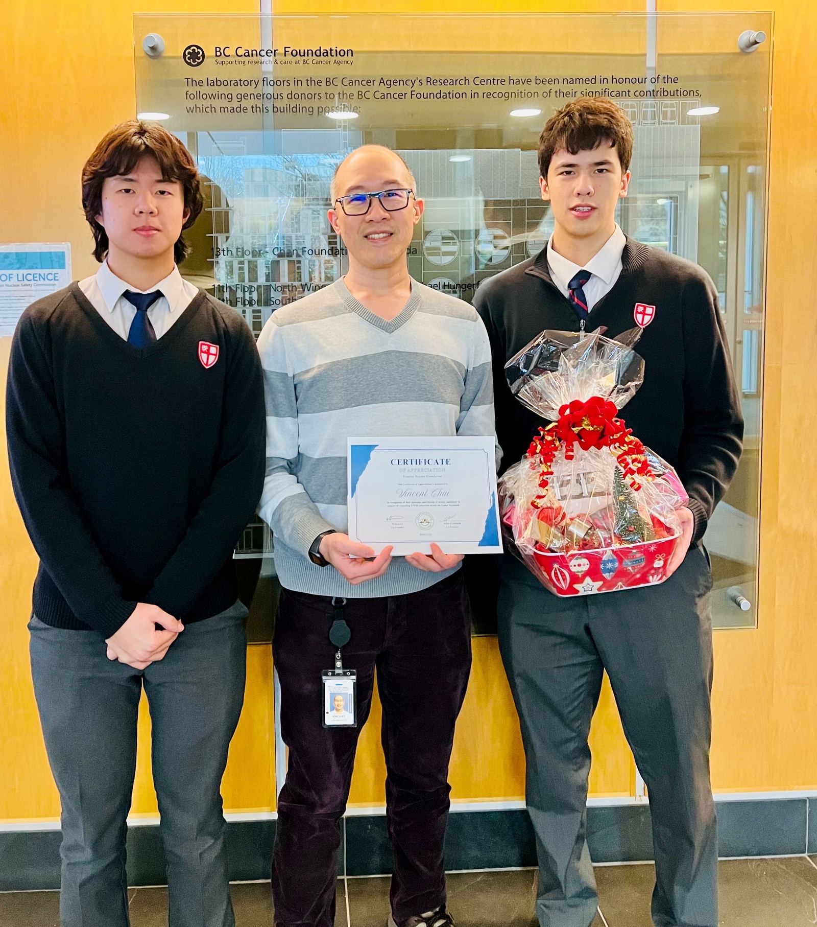 FSF members receiving the donation at BC Cancer Research Institute